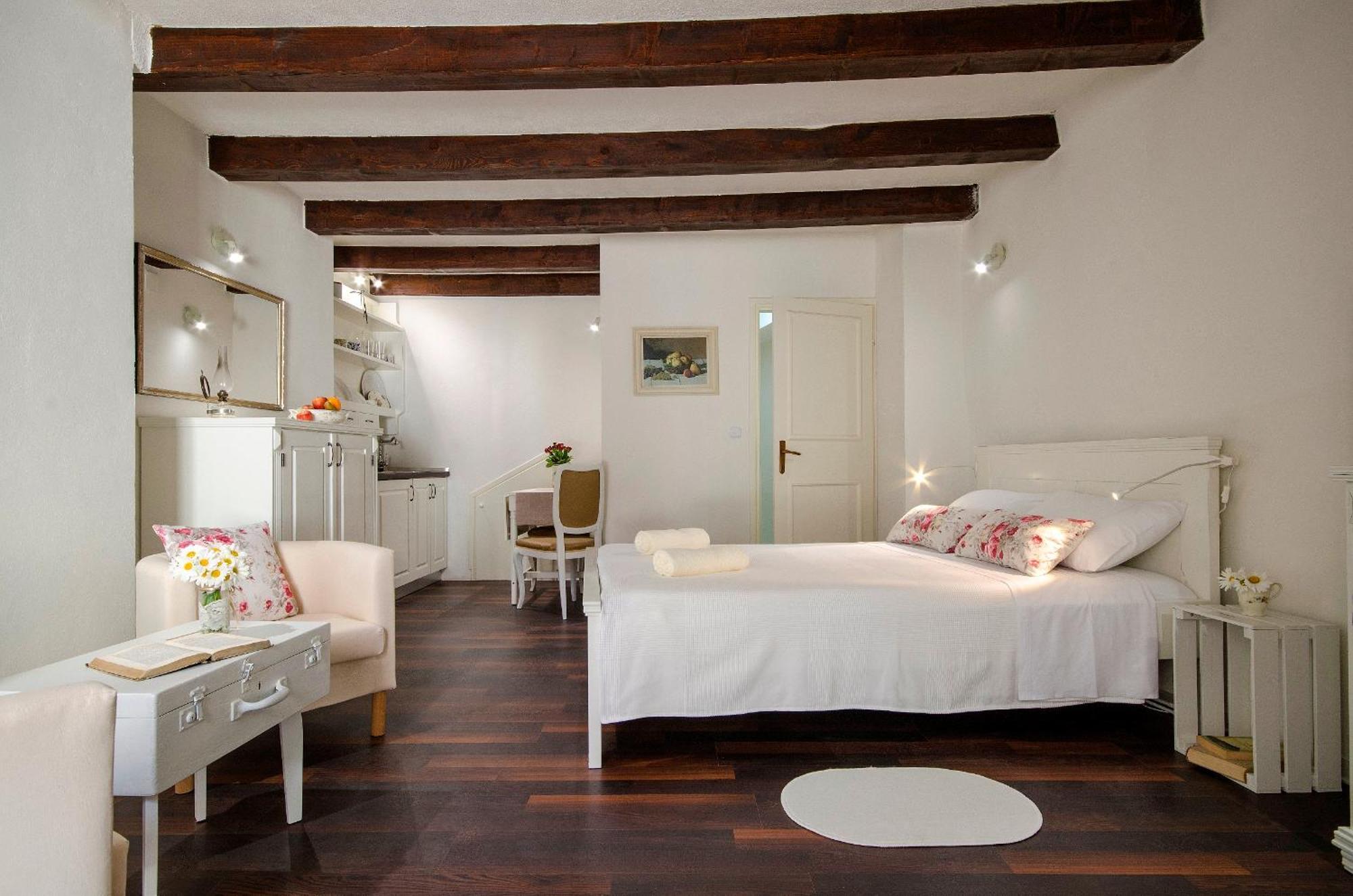 Cozy Studio Una Rovinj Exterior foto